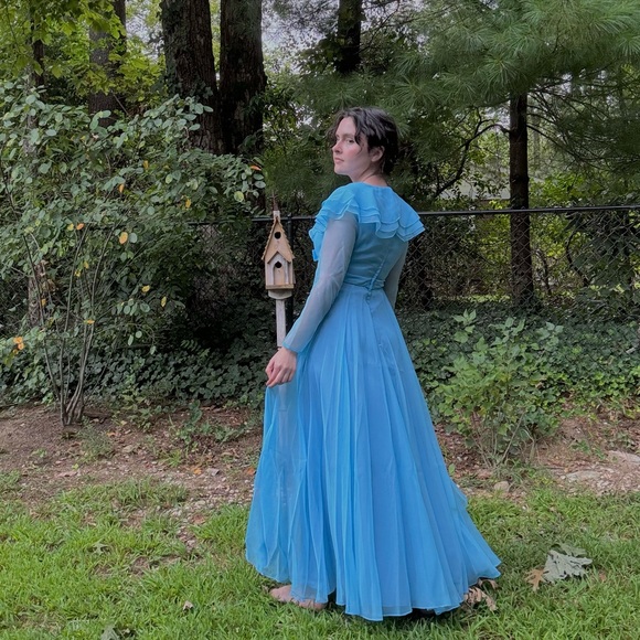 Miss Elliette California Vintage dress size XS - Picture 3 of 4